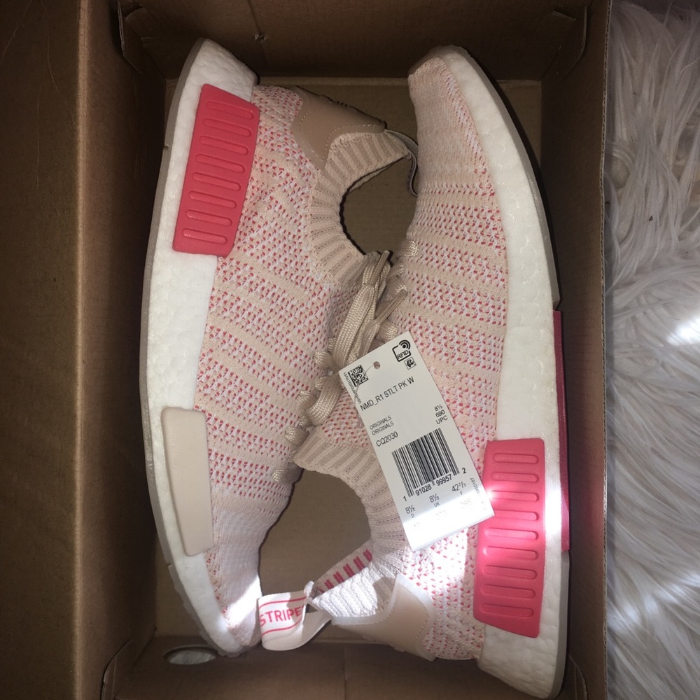 Adidas NMD R1 Women’s Size 10 NWT